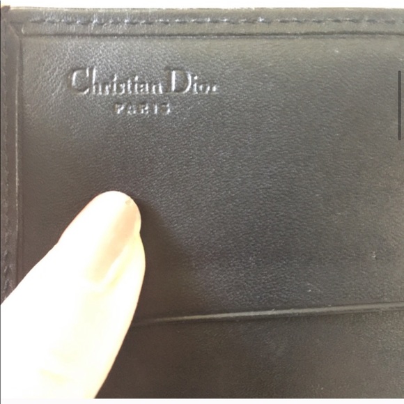 Dior Trotter Wallet placed On Chain price firm - Picture 6 of 11